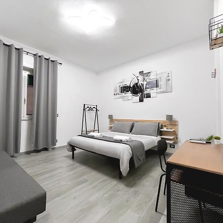 Dm Rome Holiday Ngoại thất bức ảnh