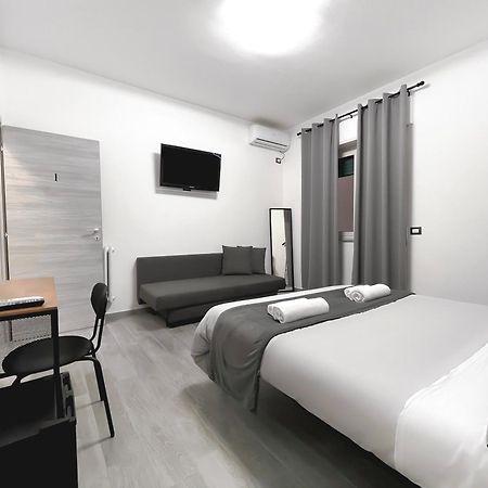 Dm Rome Holiday Ngoại thất bức ảnh